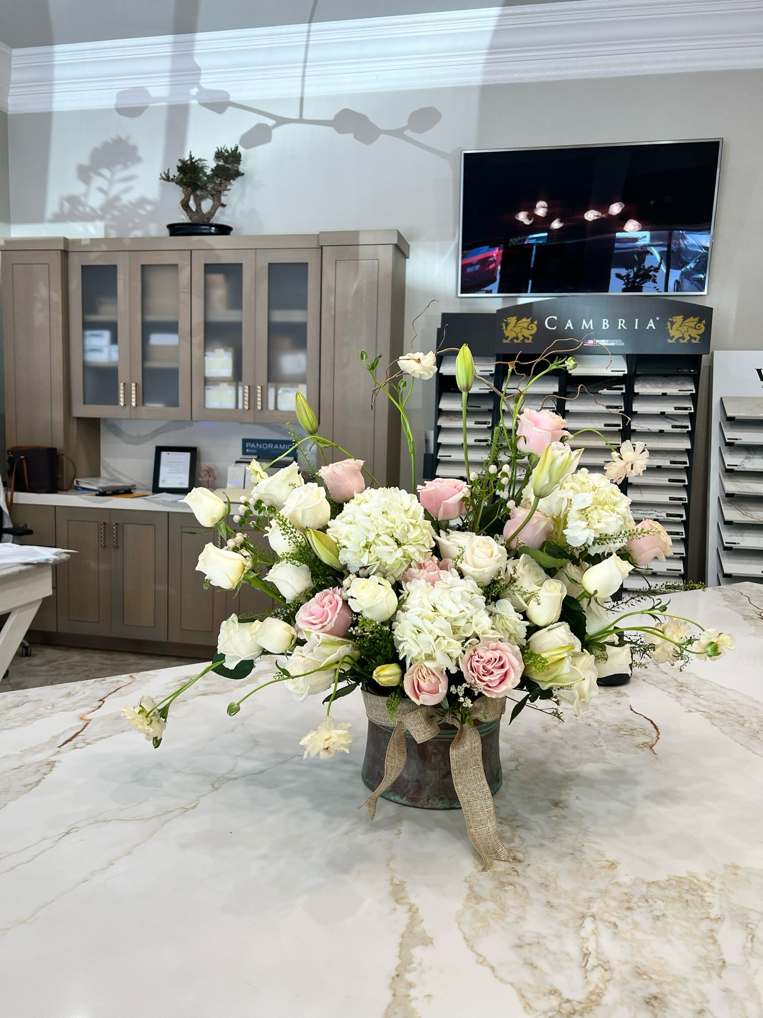 Showroom Centerpiece